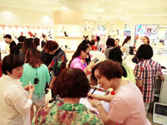 ʥ��������