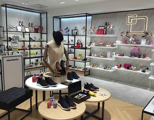 ����ū����