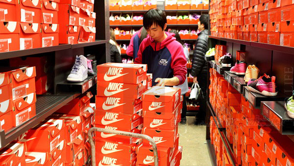 Nike ԣԪ �˶�Ь