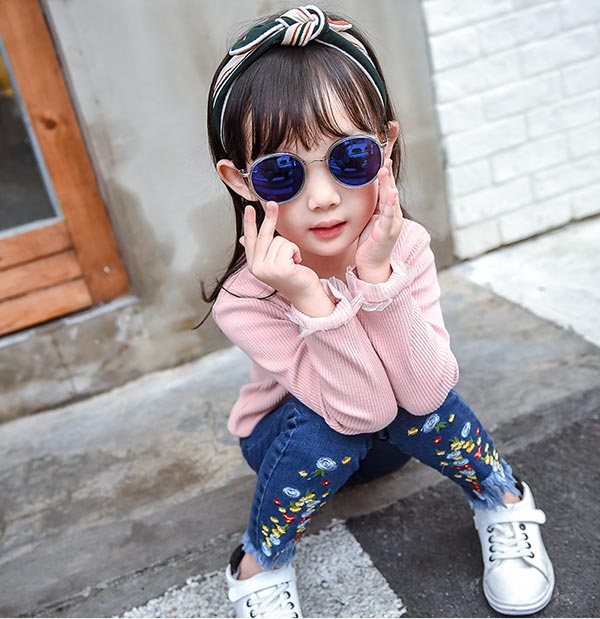 ��ͯ�˼���