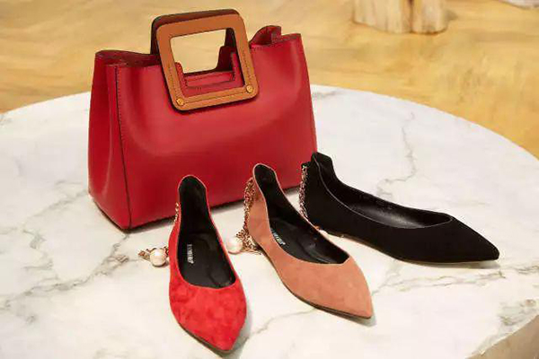 ����ū����