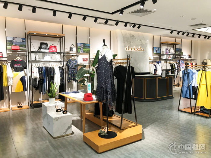 ����ū��Ь����