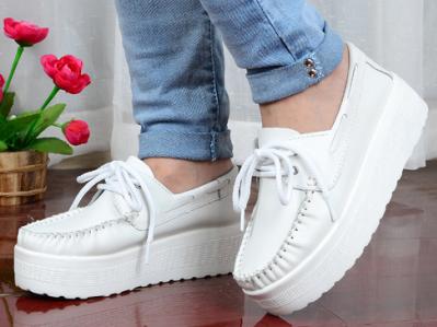 2013���＾�¿�ʱ�������ɸ�ŮЬ