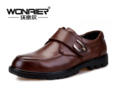 ���ζ���Ь ������װƤЬ ��ʿ������Ƥ��ƷţƤʱ�д��Ь�� 6619