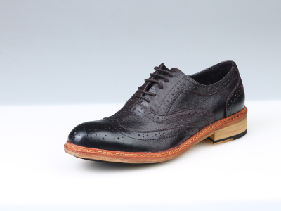 ����ү����ʱ������ƤЬ��Ʒ���У�