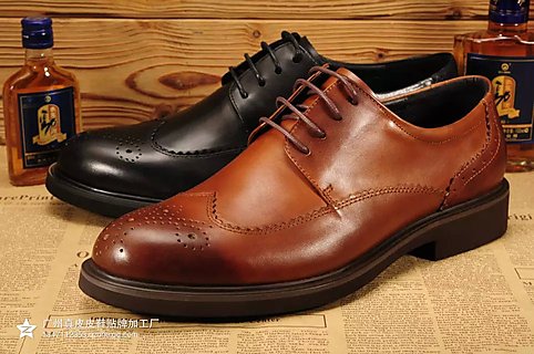 ��ʥ����Ь