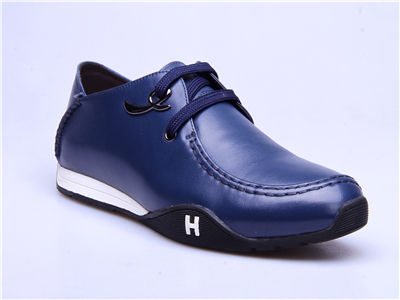 �׶���ʱ���˶�ƤЬ-2015�¿��е�ƤЬ