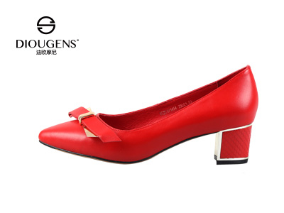 �㶫ʱ��Ů�����ˣ���ŷĦ�ᷢչǰ������