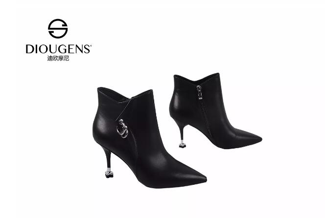 ��ŷĦ���ܲ����㣬��ŮЬ����ʲô����