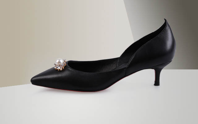 ����֪��ŮЬ�����ĸ�Ʒ�ƺ�?��ŷĦ��ʱ��ŮЬƷ�Ƴ���ȫ��