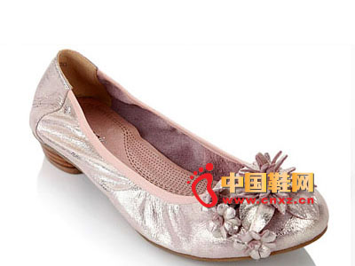 �������¿�ŮЬ���� ʱ�о�����ɫ�黨ƽ��Ů��Ь