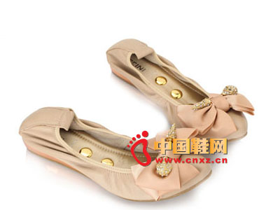 �������¿�ŮЬ���� ʱ�о�����ɫ��ͷ������ƽ��Ů��Ь