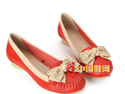 �������¿�ŮЬ���� ʱ�к�ɫ������������е͸�Ů��Ь