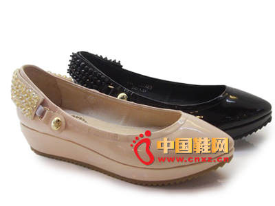 ����2013�����¿�ŮЬ���� ʱ�аٴ��ͷ�������к��Ů��Ь