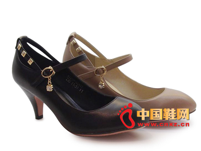 ����2013�����¿�ŮЬ���� ʱ�о�������ϵ���и�Ů��Ь