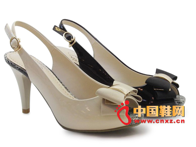 ����2013�����¿�ŮЬ���� ʱ�аٴ����������ϵ�۸߸�Ů��Ь