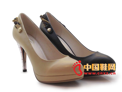 ����2013�����¿�ŮЬ���� ʱ�аٴ��ˮ̨�������߸�Ů��Ь