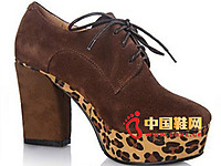 �＾ʱ��ŮЬ���¿�ʱ�б��Ʒ�ˮ̨��ɫϵ���߸�ŮЬ