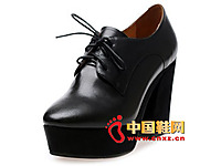 �＾ʱ��ŮЬ���¿�ʱ�����з�ˮ̨��ɫϵ���߸�ŮЬ