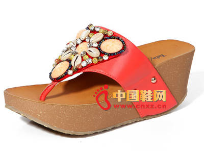 �ļ�ʱ��ŮЬ���¿�ʱ�в������Ƿ��ɫ����¸�Ů����