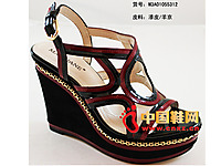 �����ζ�2013���Ŀ�ʱ��ŮЬ���� ��ˮ̨����ϵ���¸�Ů��ЬM3A01055312