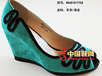 �����ζ�2013���Ŀ�ʱ��ŮЬ���� �����¸�Ů��ЬM3A01017753