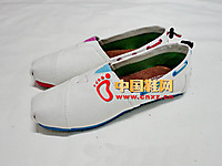 ����ɿ�2013�¿����в�Ь����  ��ɫ