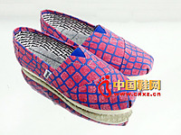 ����ɿ�2013�¿����и�����õ��ɫ��Ь����