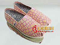 ����ɿ�2013�¿����и����Ʒ�ɫ��Ь����