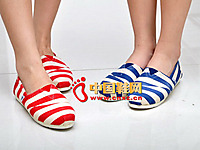 ����ɿ�2013�¿�����Ůʿ��Ь���� ��ɫ