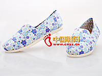 ����ɿ�2013�¿����л���Ůʿ��Ь���� ��ɫ