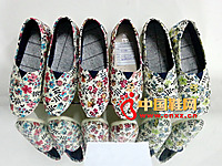 ����ɿ�2013�¿����л��Ʋ�Ь���� ��ɫ