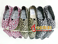 ����ɿ�2013�¿����б��Ʋ�Ь���� ��ɫ