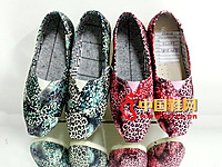 ����ɿ�2013�¿����б��Ʋ�Ь���� ��ɫ