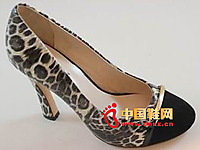 �����ζ�2013�ﶬ��ʱ��ŮЬ���� �¿�߸����Ƶ�Ь