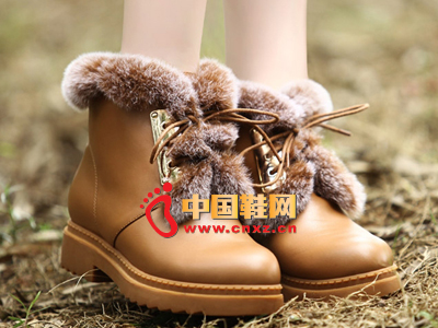 �ָ��ﶬŮЬϵ�� ʱ��ë�����е�ѥ