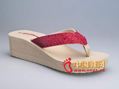 ����ʱ����Ь2013�¿����� ��ɯ����Ь