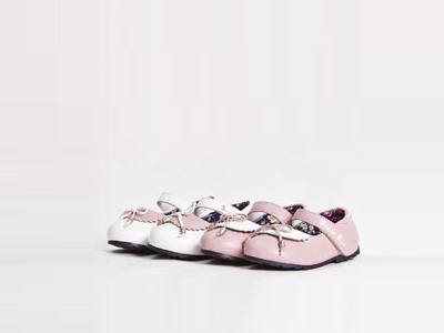 �ļ���ʱ��ͯЬ��ɫ��ƤŮͯ��Ь�¿�����