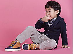 �ļ��ܿ���ɫħ������ͯ����Ь�¿�����