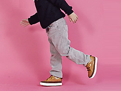 �ļ��ܿ���ɫħ������ͯ����Ь�¿�����