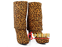 ŵ����˼2014�¿�ʱ�б��Ƹ߸�Ů��ѥ