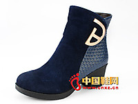 ŵ����˼2014�¿�ʱ���и�Ůѥ