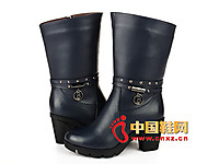 ŵ����˼2014�¿�ʱ�к��Ů��ѥ