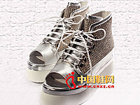 �ָ�2014�����¿�ŮЬ ���ϵ�����е�Ь