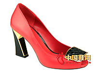 �޳�����2014�¿�ʱ������߸�ŮЬ