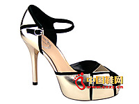 �޳�����2014�¿�ʱ������ϵ�۸߸�Ů��Ь