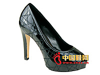 �޳�����2014�¿��ɫʱ�������ˮ̨�߸�ŮЬ