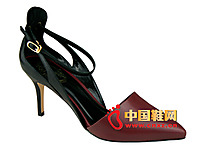 �޳�����2014�¿�ʱ�м�ͷϵ�۸߸�Ů��Ь