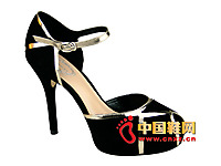 �޳�����2014�¿�ʱ������ϵ�۸߸�Ů��Ь