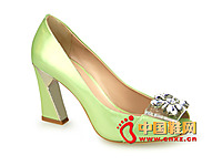 �޳�����2014�¿�ʱ����������߸�ŮЬ